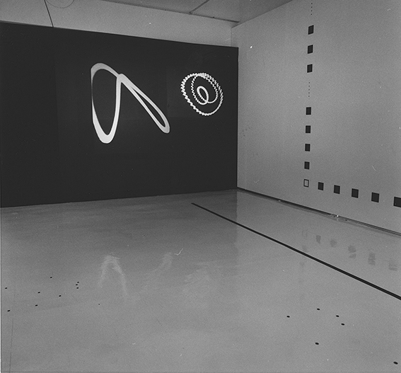 Installationsbild CC Hennix på Moderna Museet, 70-tal.